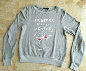 ⚡New⚡Wildfox Beach Jumper- Hostess w/ the Mostess